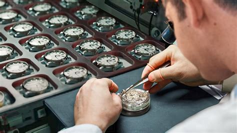 costruire un rolex|rolex watch production.